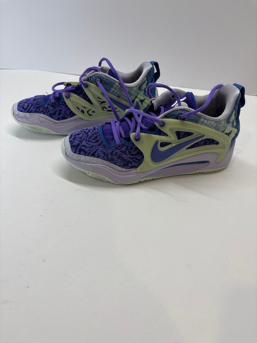 Nike KD 15 Men’s Size 7.5 Purple Green Basketball Shoes DC1975-500
